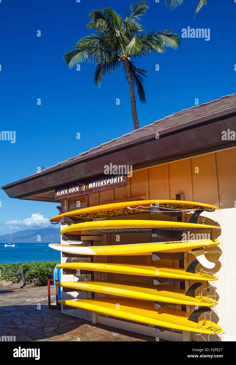 Planches à Black Rock Sports nautiques à l'hôtel Sheraton Maui Resort & Spa at Kaanapali Beach Banque D'Images