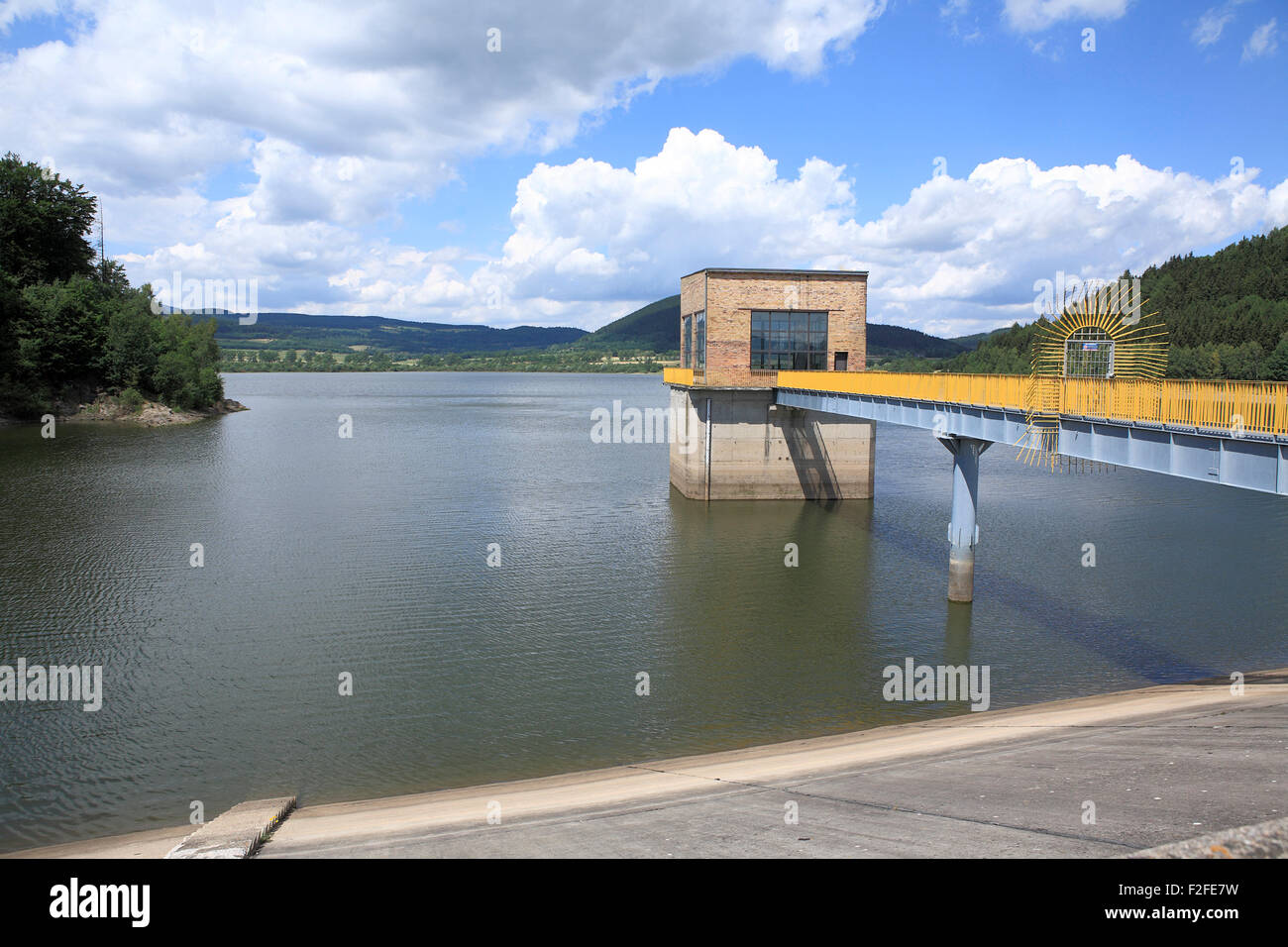 Maison du pouvoir à Jezioro Bukowka barrage, Bukowka Kamienna Gora, comté, Basse Silésie Pologne europe Banque D'Images