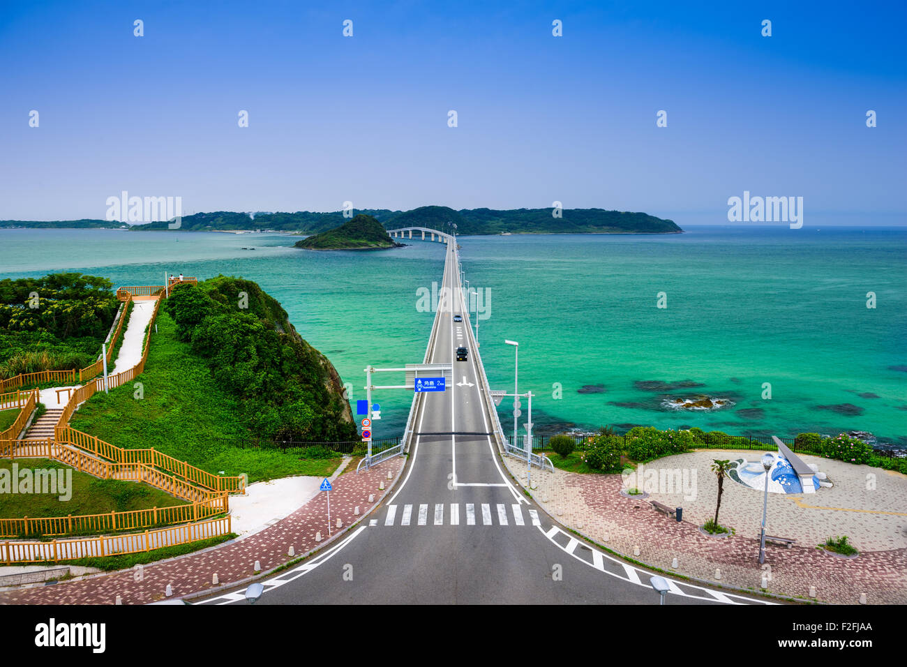 Shimonoseki, préfecture de Yamaguchi, Japon à Tsunoshima Pont sur la mer du Japon. Banque D'Images