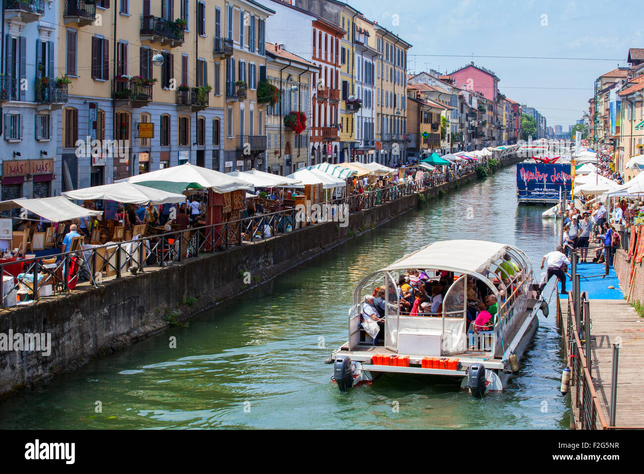Milan, ITALIE - Mai 25 : Vue sur le canal Naviglio le 25 mai 2014 Banque D'Images
