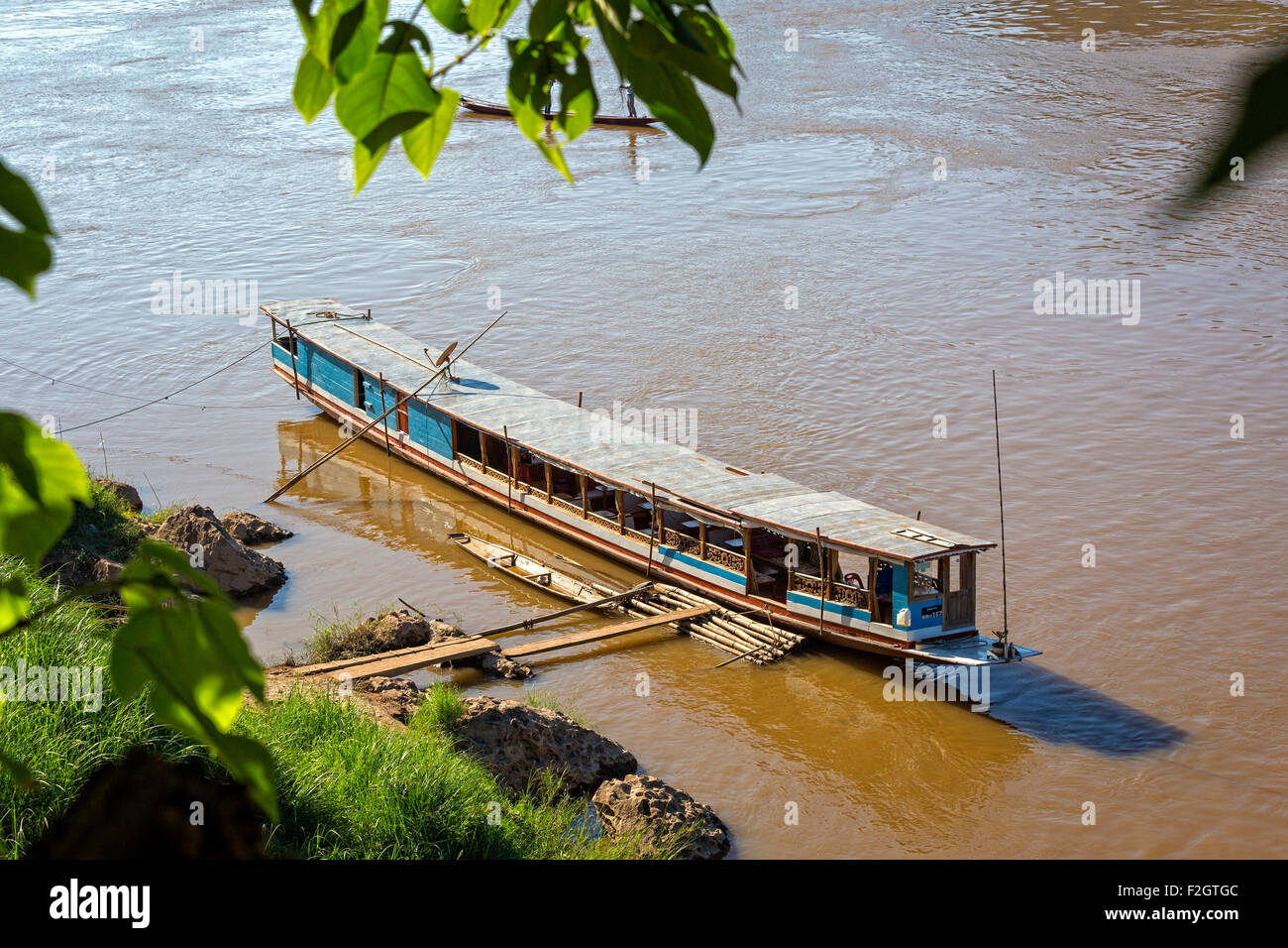 House boat sur le Mékong, Luang Prebang, Laos Banque D'Images