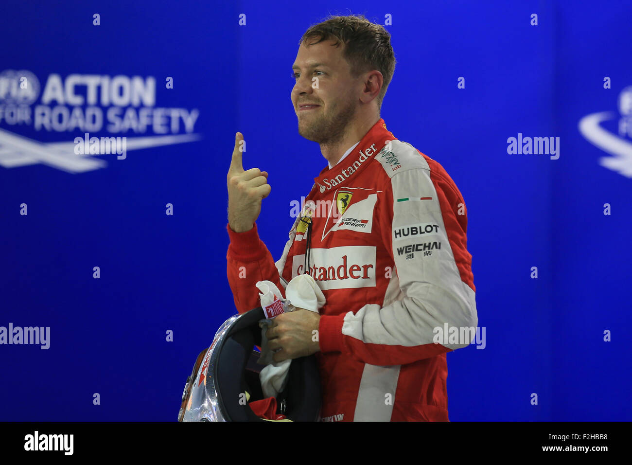 Singapour. 19 Septembre, 2015. Marina Bay Street Circuit, Singapour, Grand Prix de Formule 1 de Singapour, journée de qualification. La Scuderia Ferrari - Sebastian Vettel remporte la pole position : Action Crédit Plus Sport Images/Alamy Live News Banque D'Images