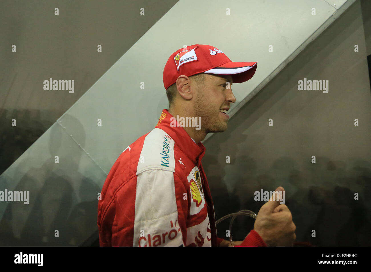 Singapour. 19 Septembre, 2015. Marina Bay Street Circuit, Singapour, Grand Prix de Formule 1 de Singapour, journée de qualification. La Scuderia Ferrari - Sebastian Vettel remporte la pole position : Action Crédit Plus Sport Images/Alamy Live News Banque D'Images