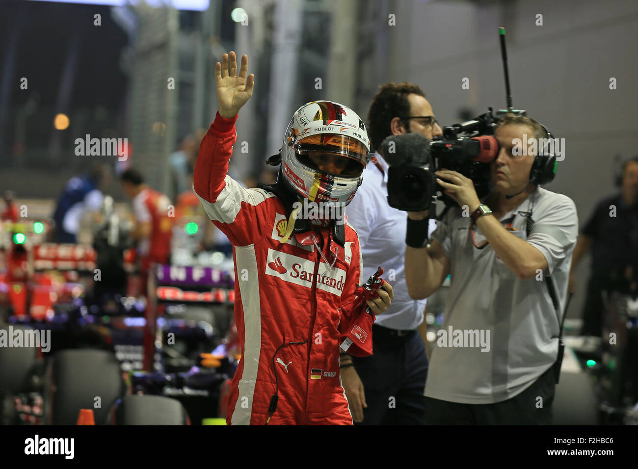 Singapour. 19 Septembre, 2015. Marina Bay Street Circuit, Singapour, Grand Prix de Formule 1 de Singapour, journée de qualification. La Scuderia Ferrari - Sebastian Vettel remporte la pole position : Action Crédit Plus Sport Images/Alamy Live News Banque D'Images