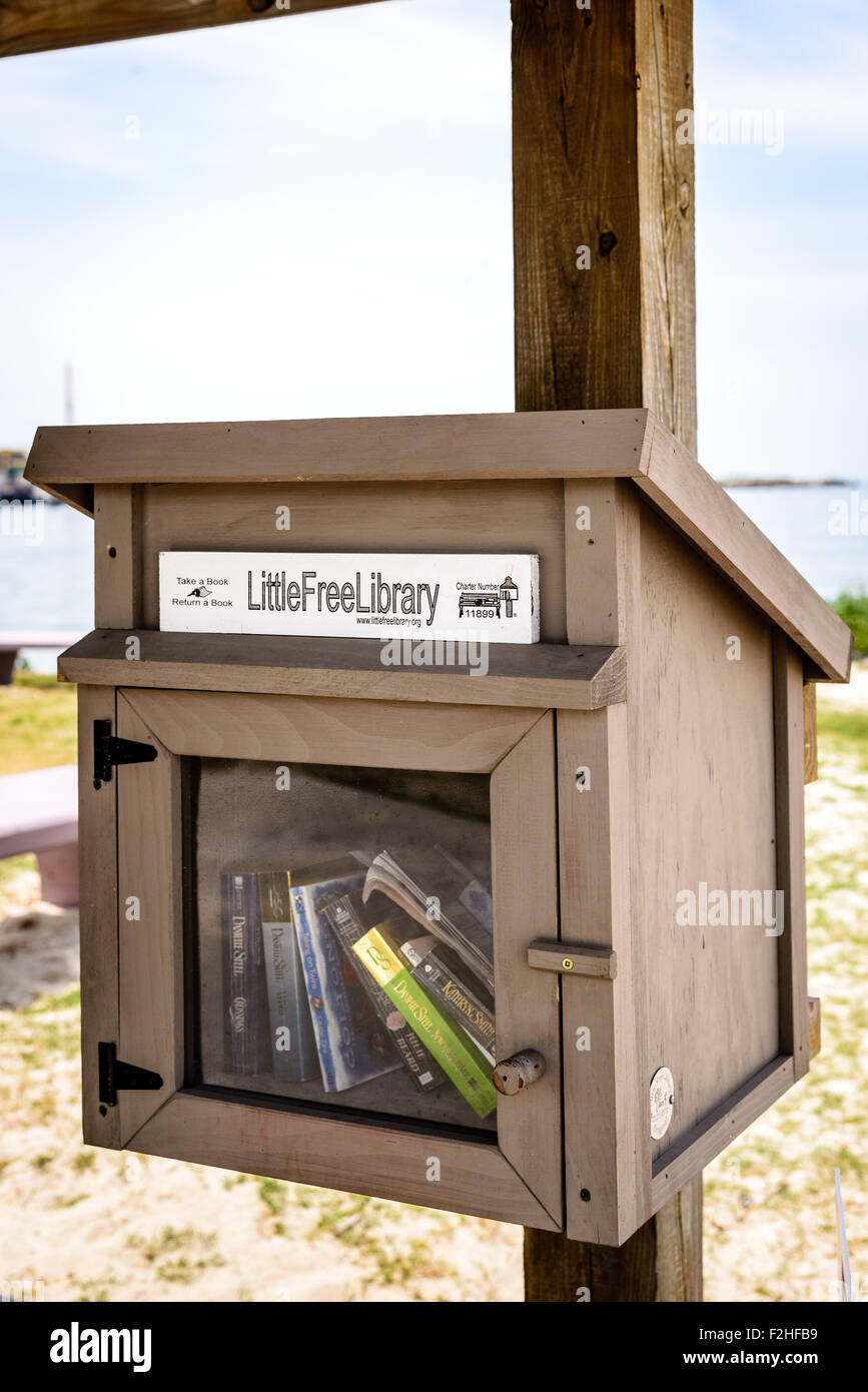 Peu de bibliothèque, promenade, Mason Avenue, Cape Charles, Virginie Banque D'Images