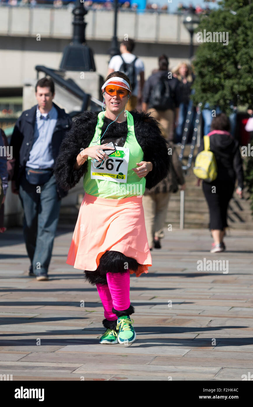 Londres, Royaume-Uni. 19 Sep 2015. Le Great Gorilla Run run d'un organisme de bienfaisance au profit de l'Organisation des gorilles, Londres, Angleterre. Crédit : Simon Balson/Alamy Live News Banque D'Images