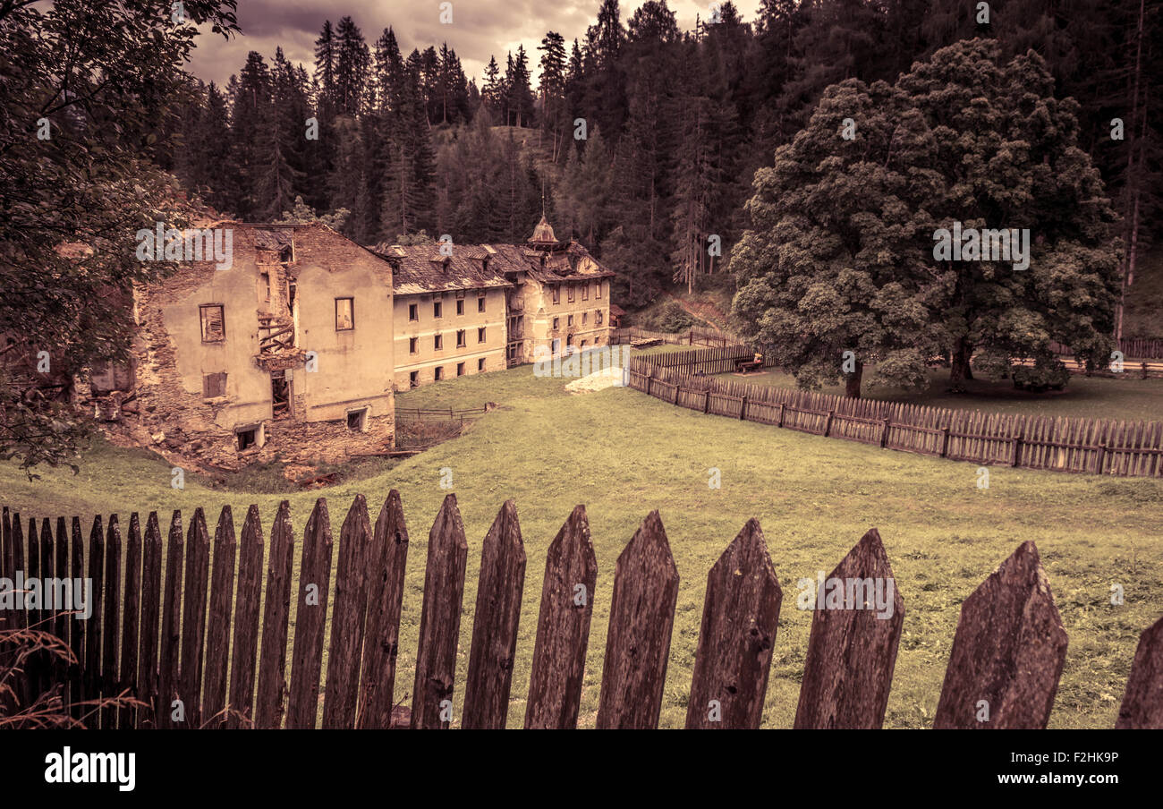 Ancienne maison d'Halloween Banque D'Images