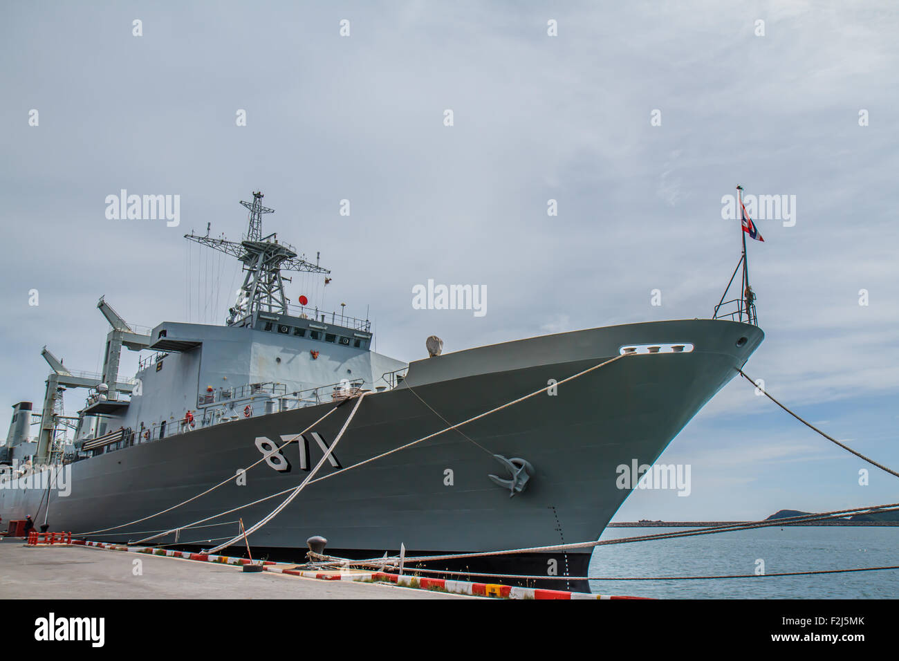 La frégate rapide ,FF battle ship a été montré pour les Thaïlandais et touristiques à visiter à Sattahip Naval Base Banque D'Images