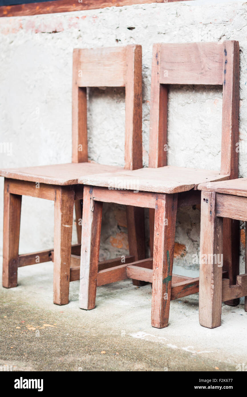 Des chaises en bois de jardin, stock photo Banque D'Images