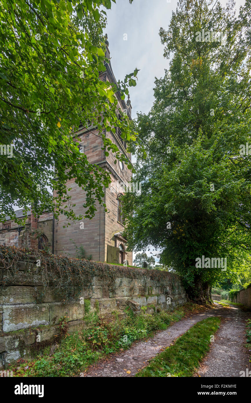 L'église paroissiale de St Mary's à Rostherne Cheshire nord-ouest de l'Angleterre. Banque D'Images L'église paroissiale de St Mary's à Rostherne Cheshire nord-ouest de l'Angleterre. Banque D'Images