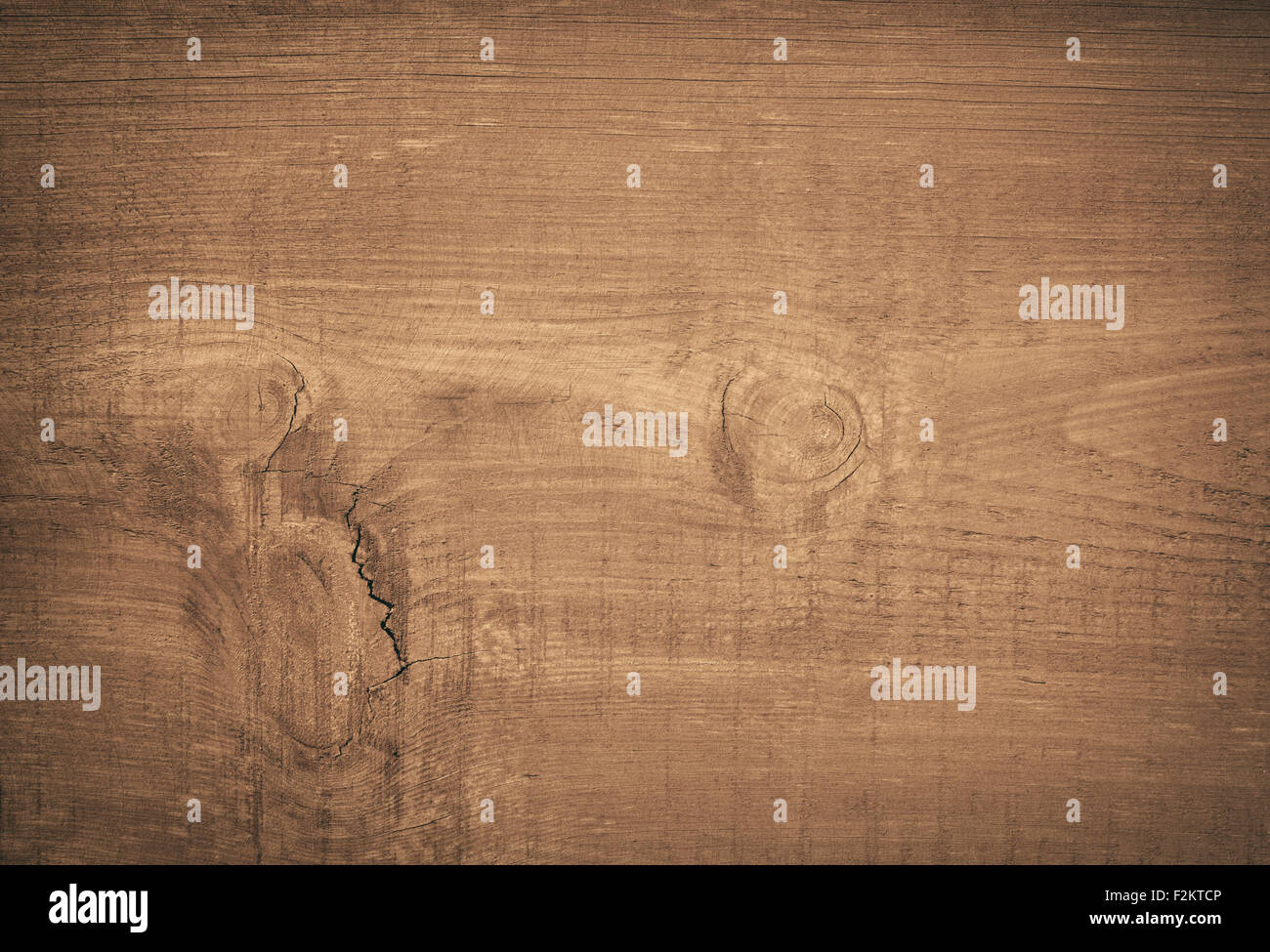 Rayé marron foncé planche à découper en bois. Texture bois Banque D'Images