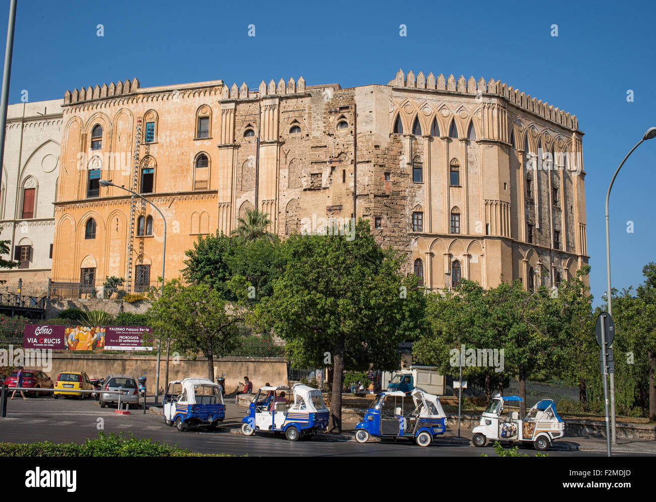 Le Palazzo dei Normanni palace à Palerme, Sicile. L'Italie. Banque D'Images