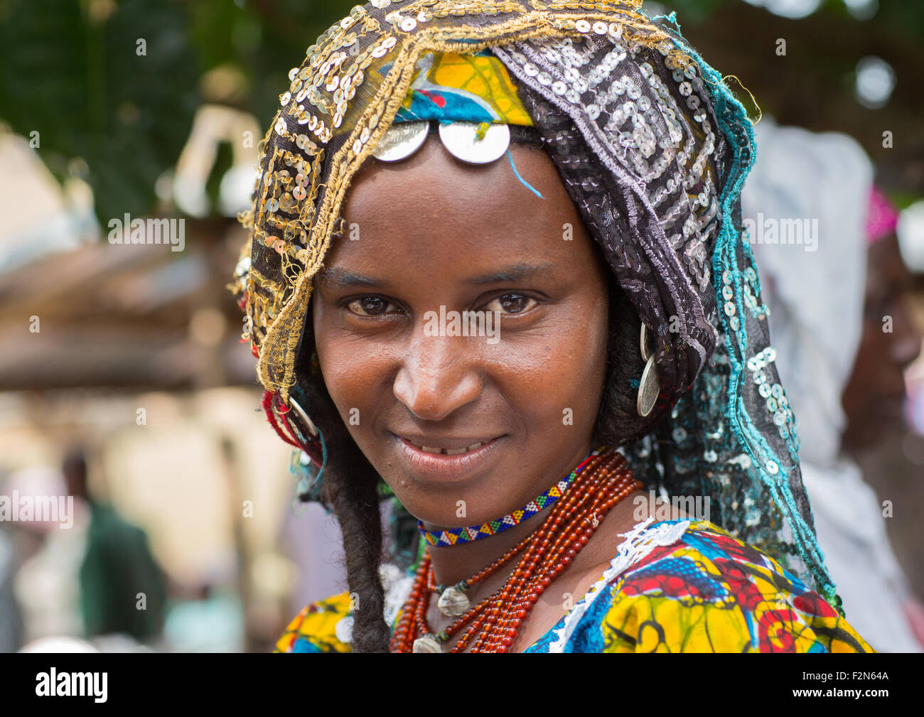 Le Bénin, en Afrique de l'Ouest, Savalou, une belle tribu peul peul woman portrait Banque D'Images