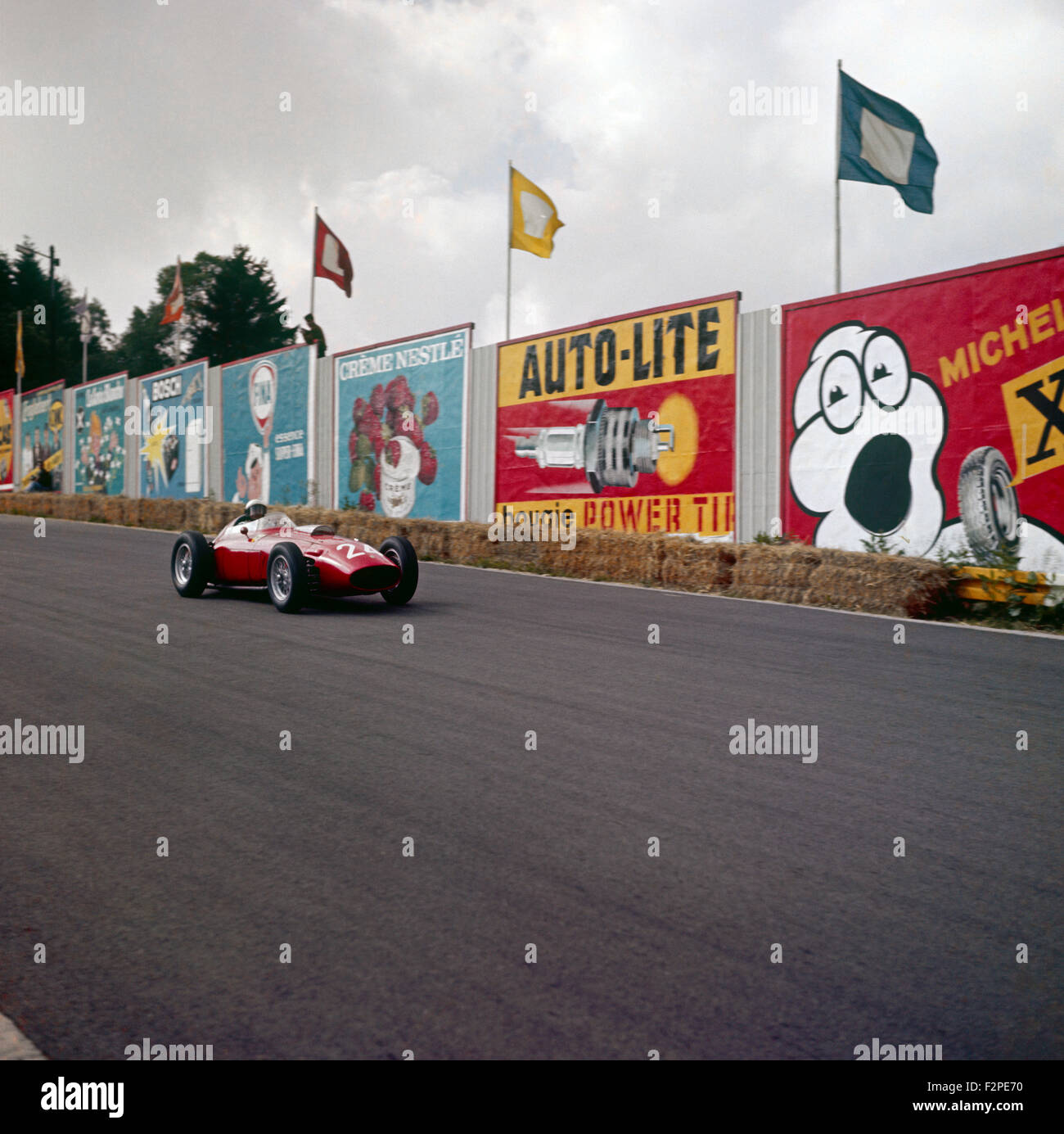 Phil Hill dans une Ferrari D246 au GP de Belgique Spa Francorchamps Belgique 19 Juin 1960 Banque D'Images