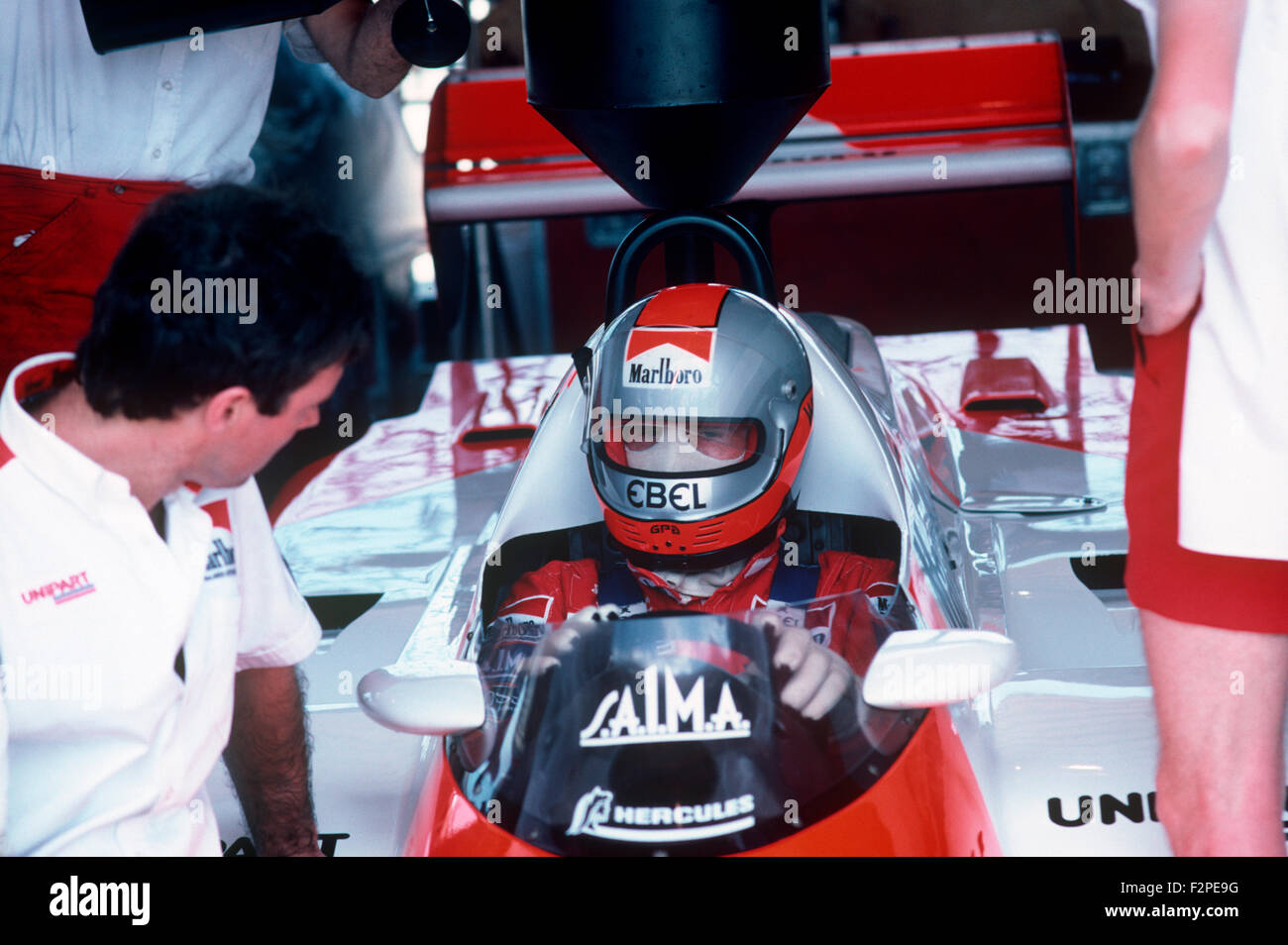 John Watson dans son McLaren-Cosworth Banque D'Images