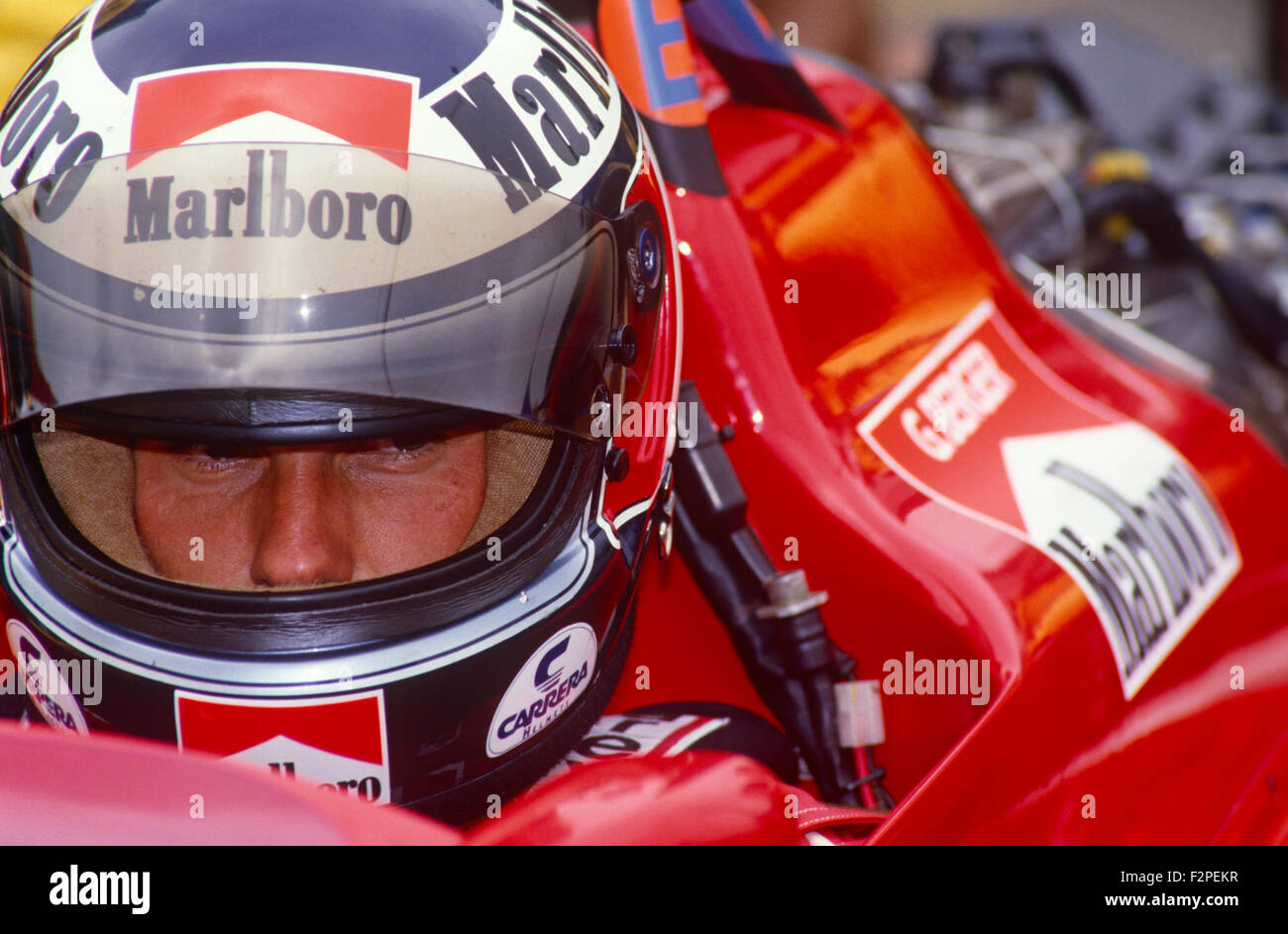 Gerhard Berger dans le cockpit de sa Ferrari 1987 Banque D'Images