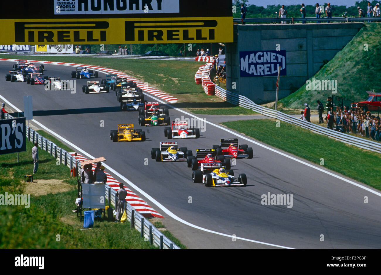 Nigel Mansell menant dans sa Williams Honda au GP de Hongrie au Hungaroring 1987 Banque D'Images