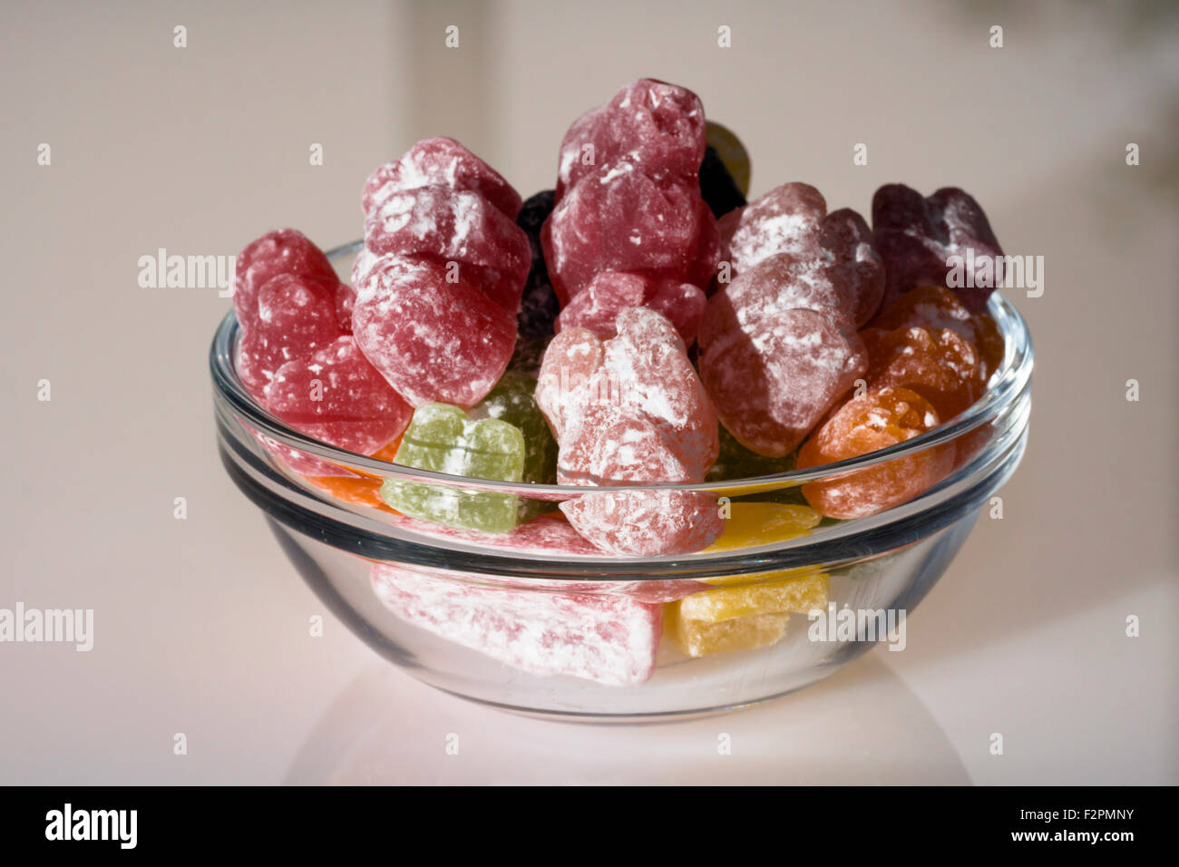 Jelly Baby's, un très doux confiserie sucrée. Métaphore visuelle pour beaucoup de choses. Banque D'Images