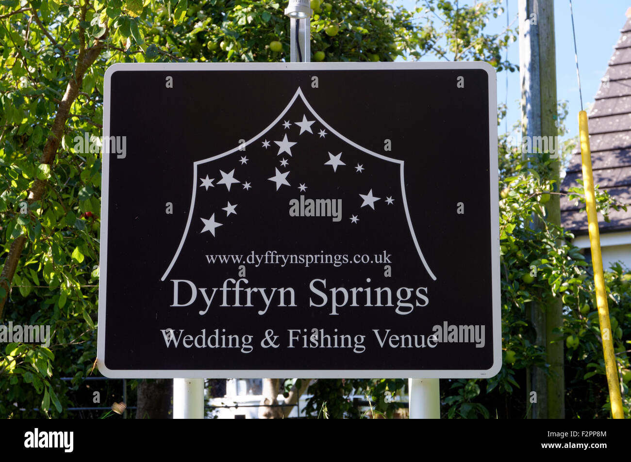 Signe pour Dyffryn Springs Salle de mariage et de pêche, Vale of Glamorgan, Pays de Galles, Royaume-Uni. Banque D'Images