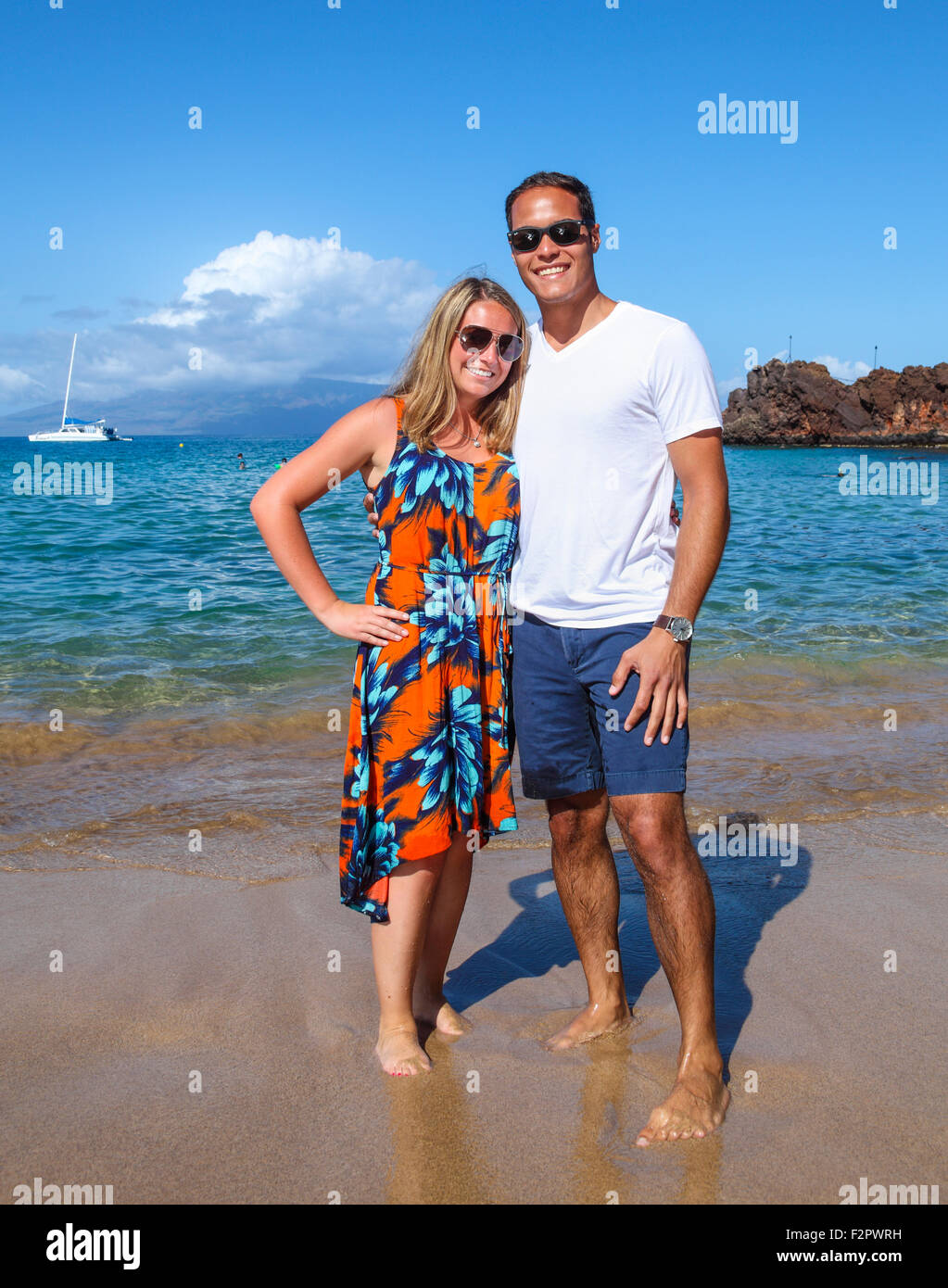 Les touristes à la plage de Kaanapali près de Black Rock Banque D'Images