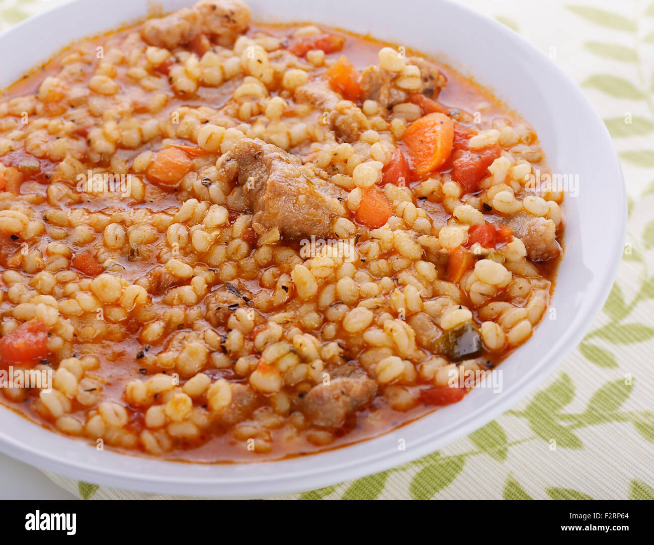 Soupe au boeuf et légumes Banque D'Images