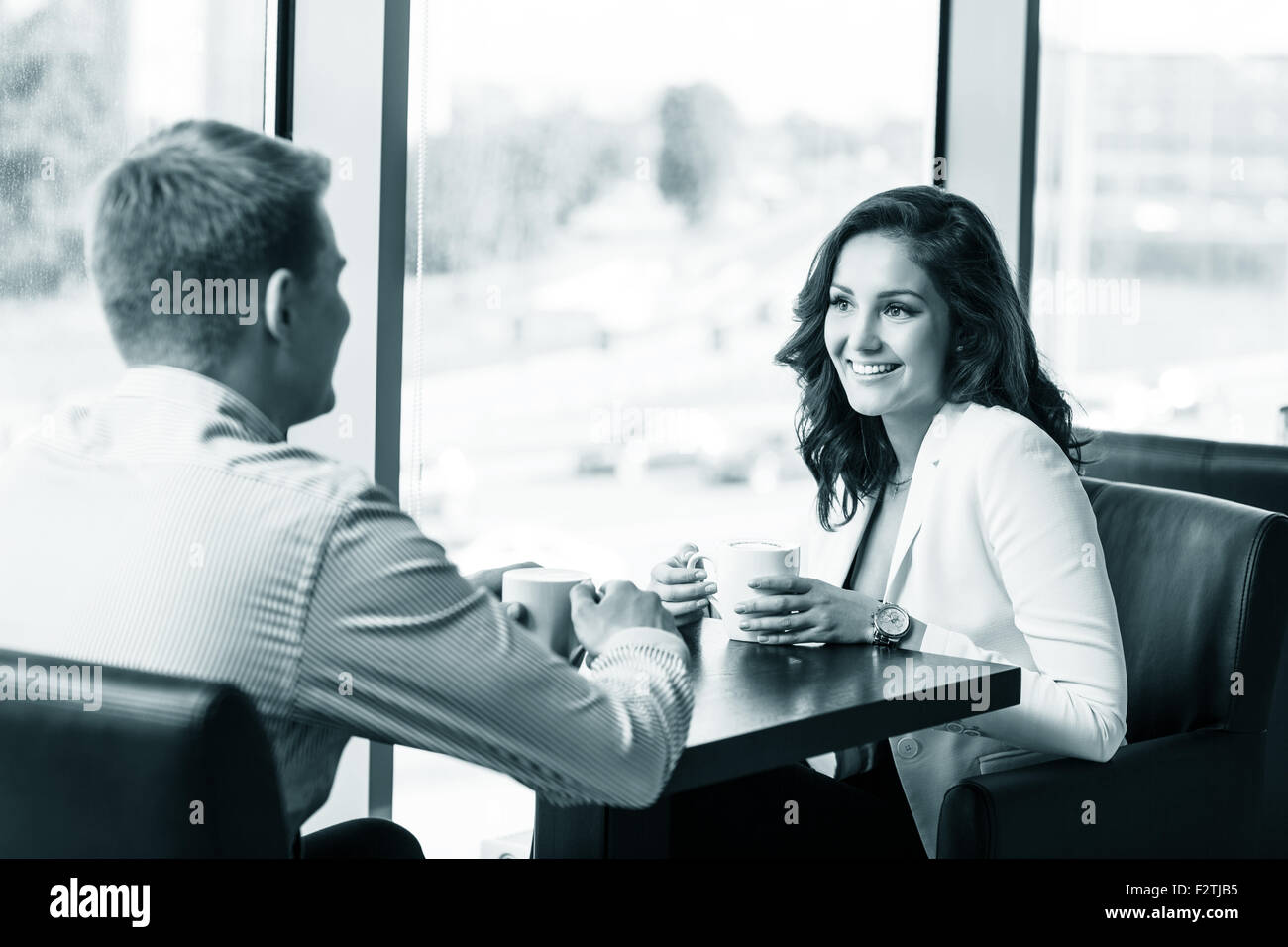 Couple enjoying coffee Banque D'Images