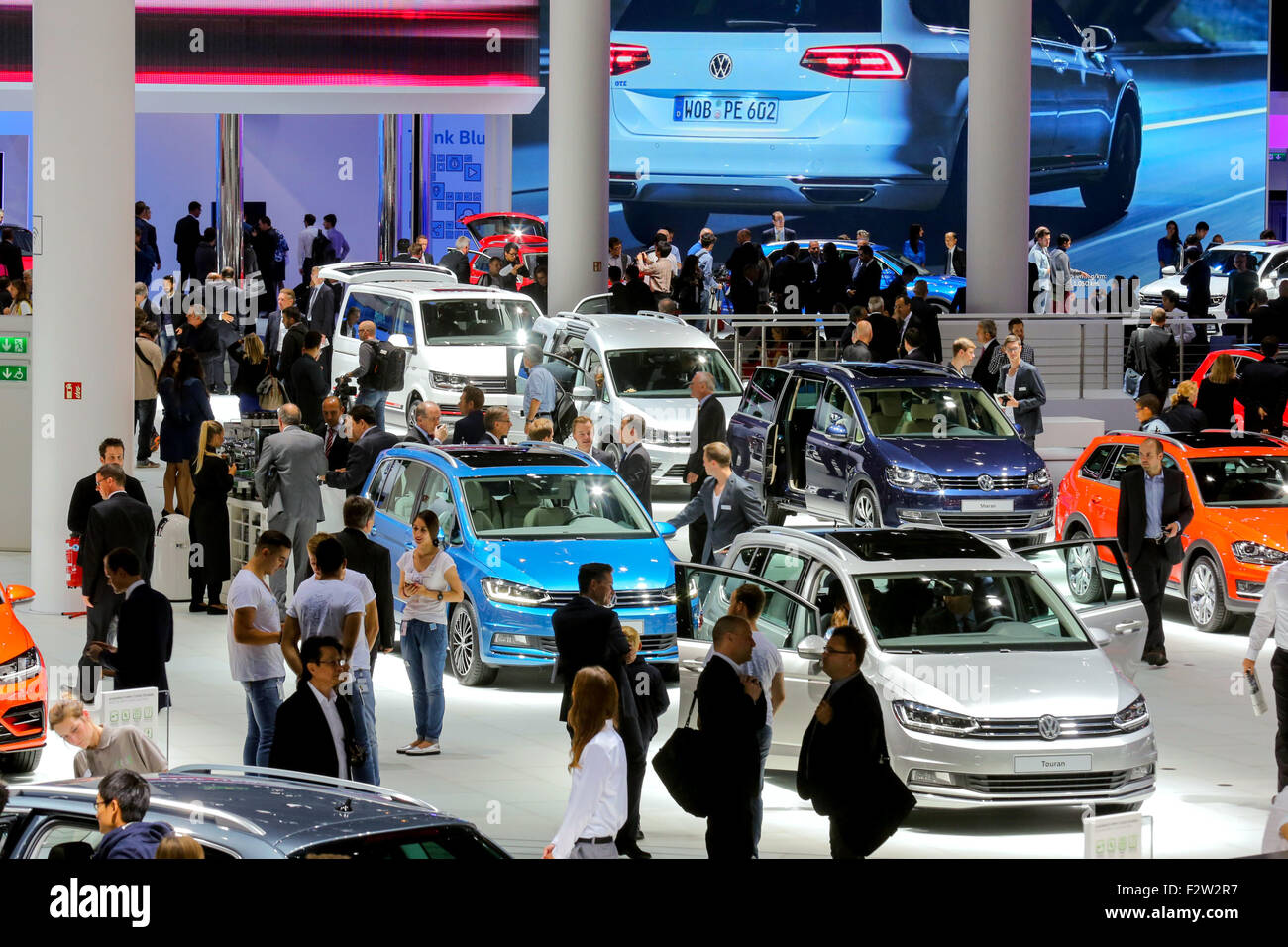 Nouvelle VW Volkswagen à la 66e International Motor Show (IAA 2015 Internationale Automobil Ausstellung, IAA) à Francfort/Main, Allemagne Banque D'Images