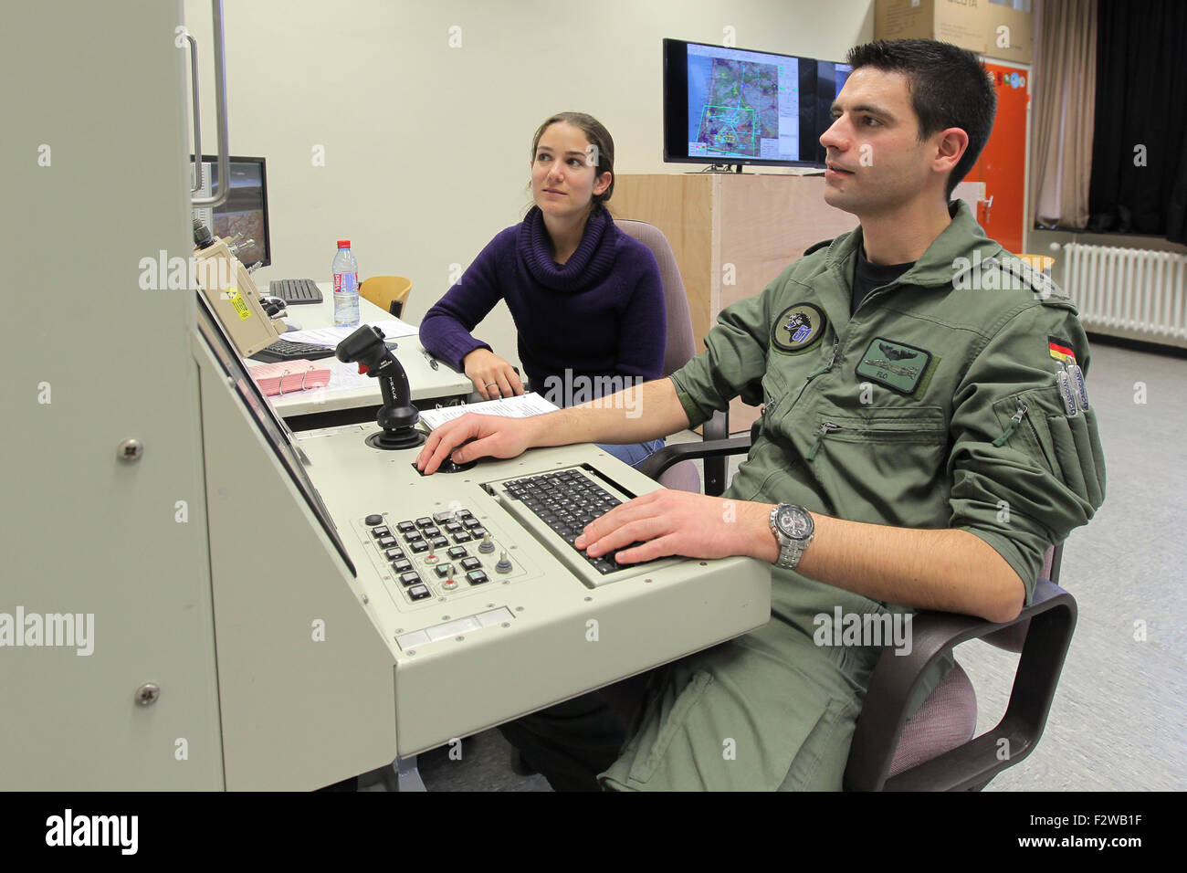 10.12.2014, Kropp, Schleswig-Holstein, Allemagne - Deux pilotes de l'Armée de l'air des Forces armées la pratique, l'Uwe von Hassel Banque D'Images