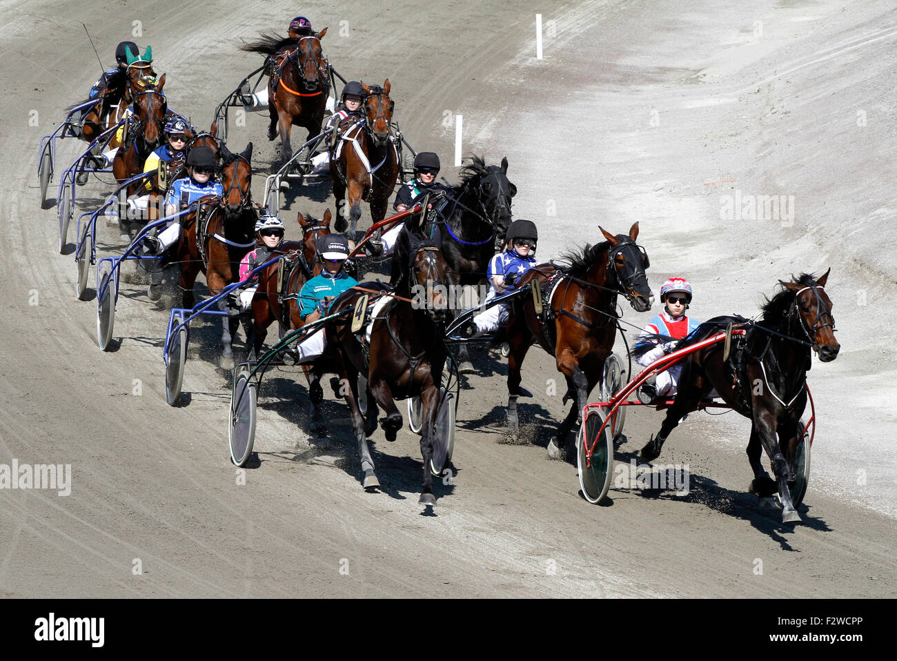 23.05.2014, Stockholm, Stockholms laen, Schweden - chevaux trottant dans la course. 0MK140523D515CAROEX.JPG - pas à vendre dans la région de G E R Banque D'Images
