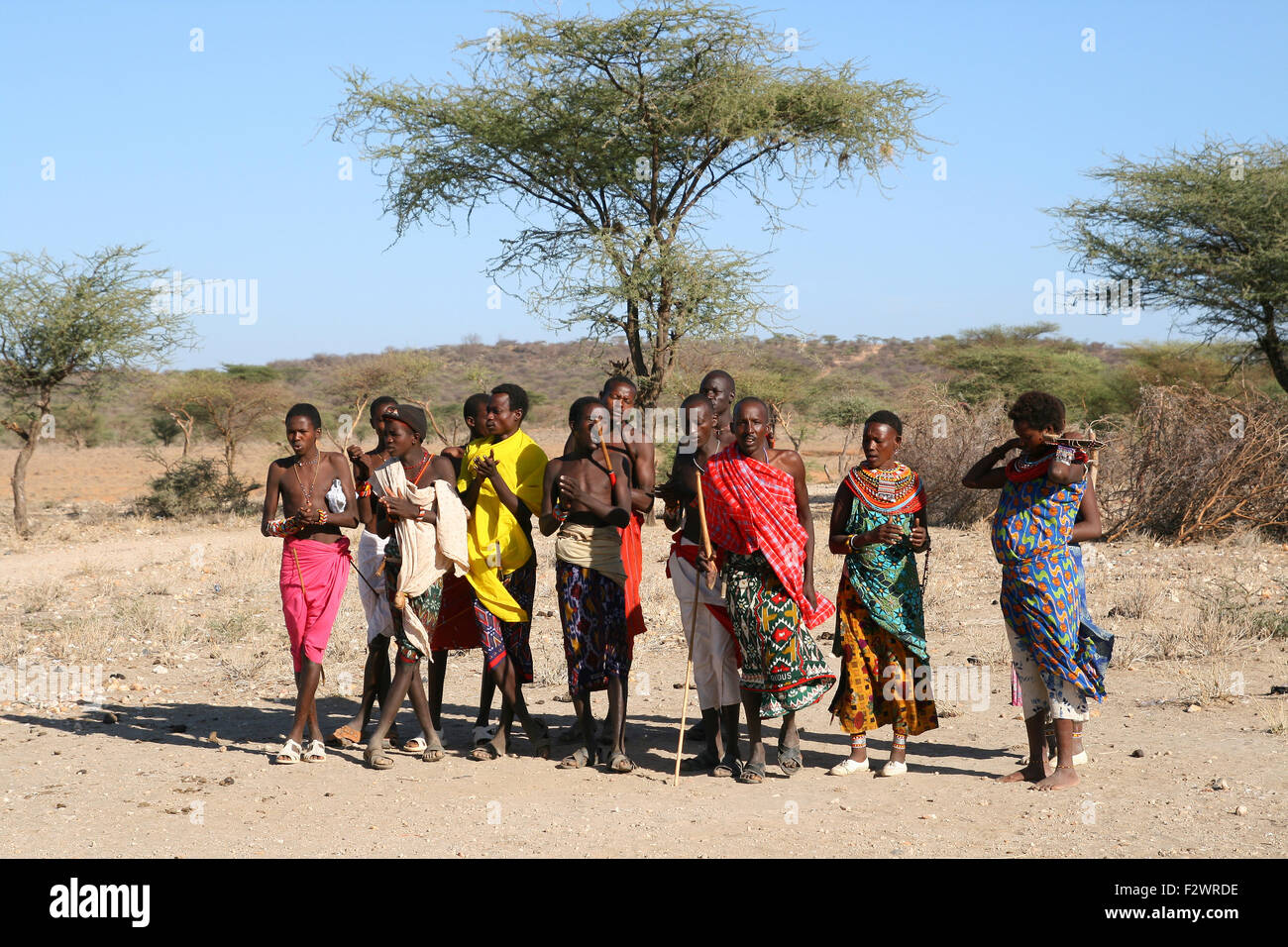 Groupe de personnes d'Afrique non identifié à partir de la tribu Samburu posant pour un portrait Banque D'Images