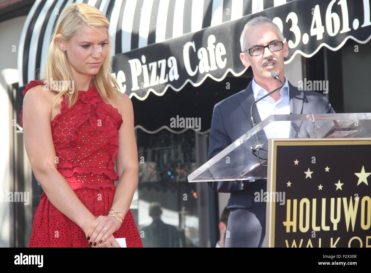 Hollywood, Californie, USA. Sep 24, 2015. J15782CHW.L'actrice Claire Danes honoré avec étoile sur le Hollywood Walk of Fame.6541 Hollywood Boulevard, Hollywood, CA.09/24/2015.CLAIRE DANES ET MITCH O'FARRELL .©Clinton H. Wallace/Photomundo/ International Inc Photos Credit : Clinton Wallace/Globe Photos/ZUMA/Alamy Fil Live News Banque D'Images