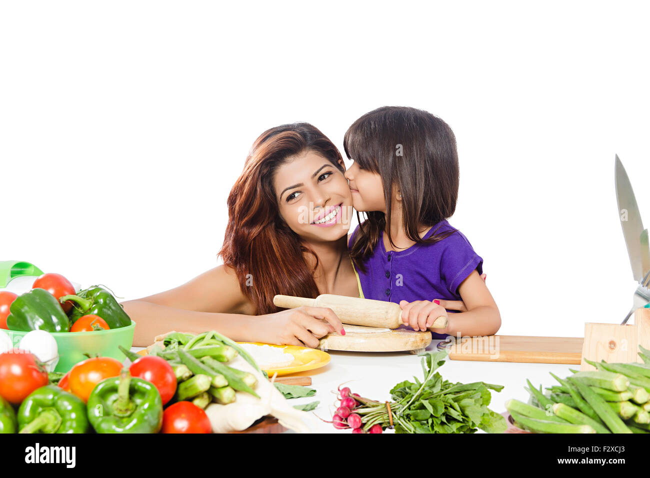 2 mère indienne et fille de cuisine Cuisine pour enfants Banque D'Images