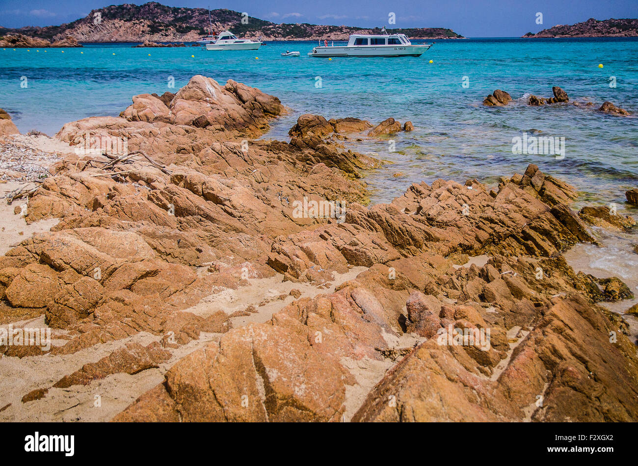 Les visites en bateau de La Maddalena Sardaigne -vue sur Isola Budelli , Isola Razzoli et Isola Santa Maria Banque D'Images