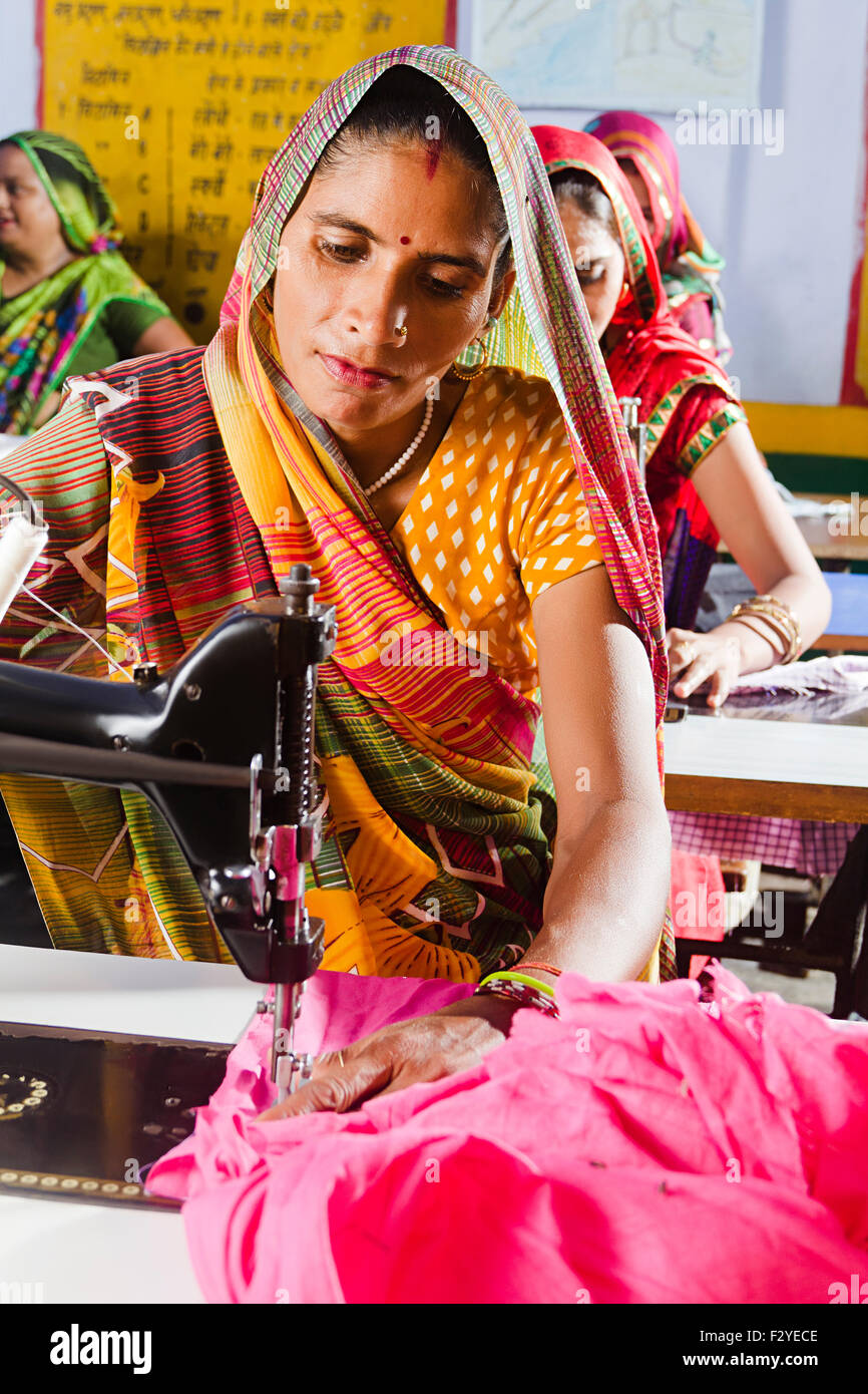 4 rural indien femme Adapter Banque D'Images