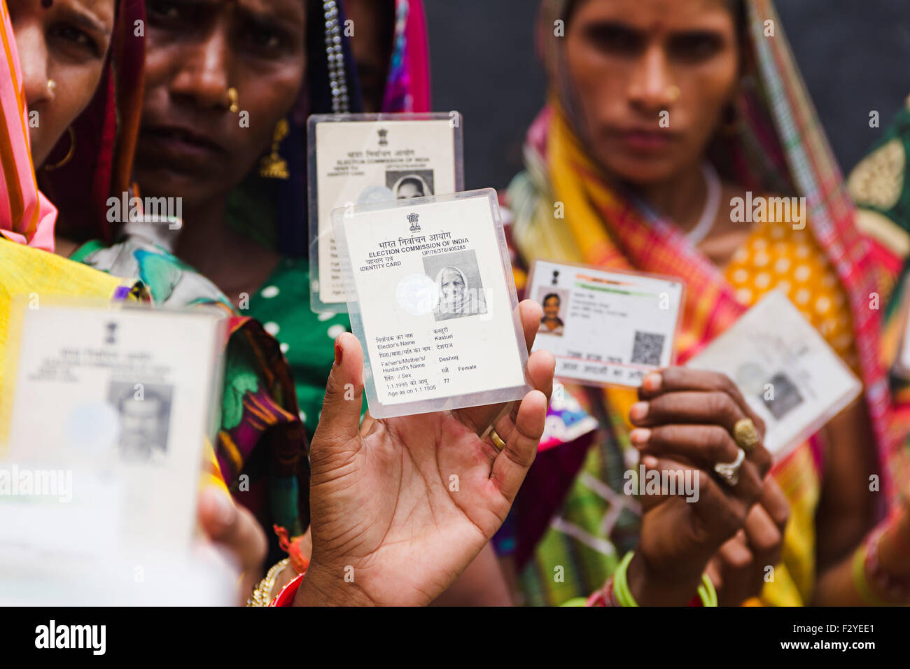 Groupe villageois rural indien vote élection foules Banque D'Images