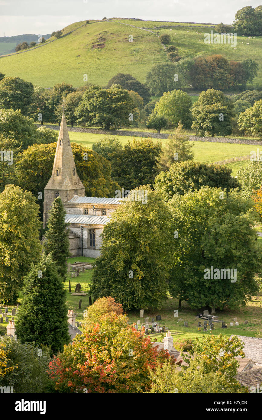 Une vue de Taddington et les premiers signes de l'automne, Peak District, Derbyshire, Royaume-Uni Banque D'Images