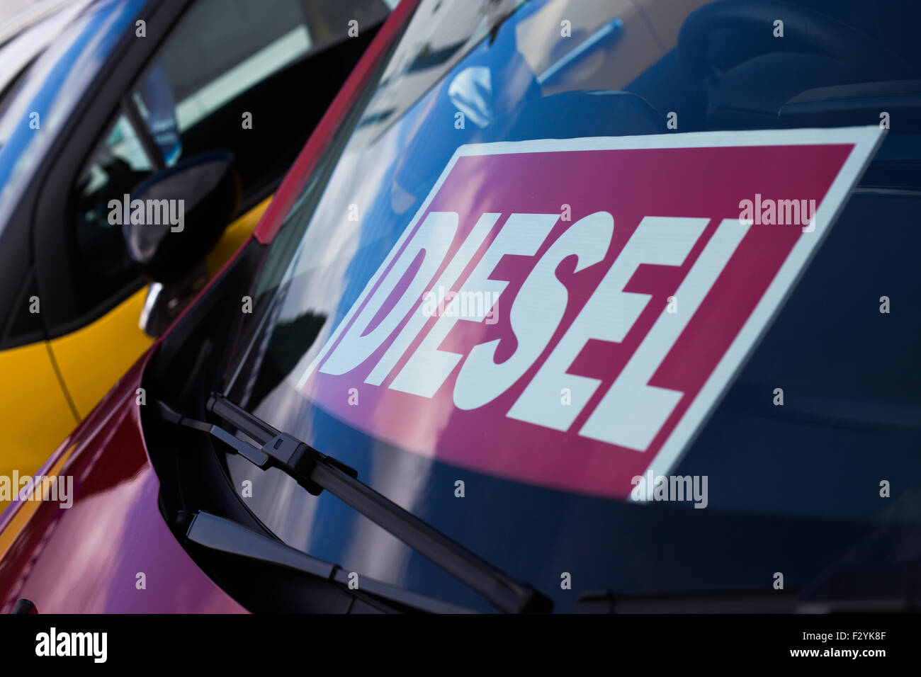 Fenêtre de connexion diesel a vendre voiture Banque D'Images