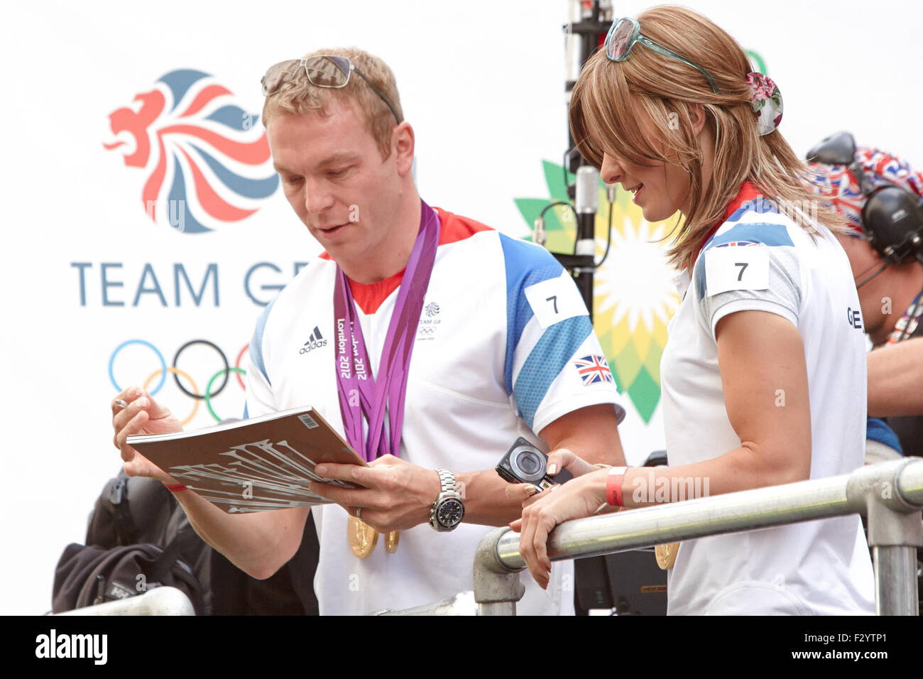 Tirage photo autographe signé Lance Armstrong cycliste olympique sport A5