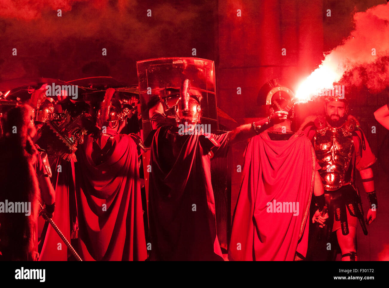 Cartagena, Espagne. 25 Septembre, 2015. Bataille pour la conquête de Qart Hadasht entre troupes Magon et des légions de Scipion. Légions romaines assiégeant Qart Hadasht Crédit : ABEL F. ROS/Alamy Live News Banque D'Images