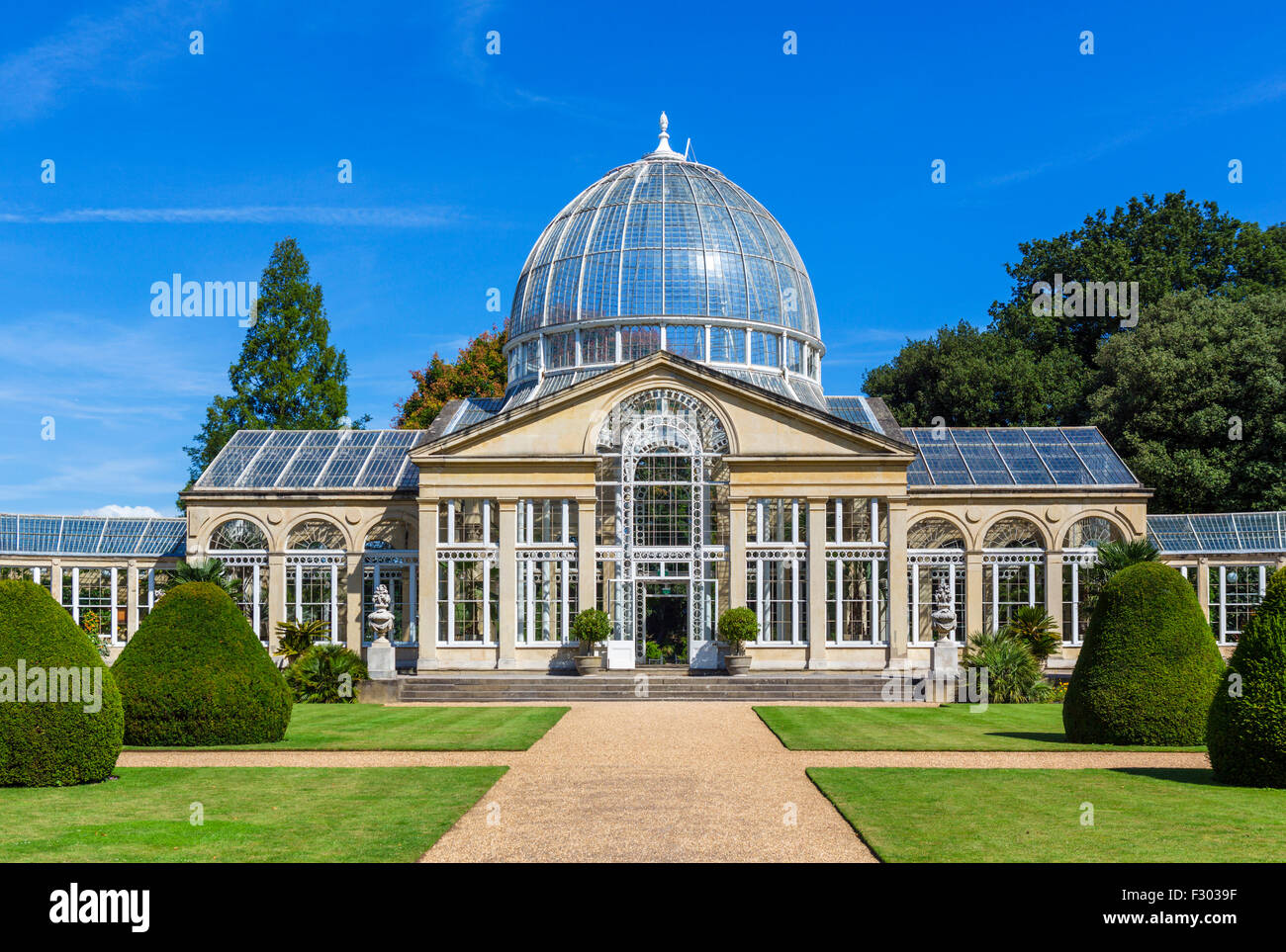 La grande véranda dans les jardins de Syon House, Syon Park, West London, England, UK Banque D'Images