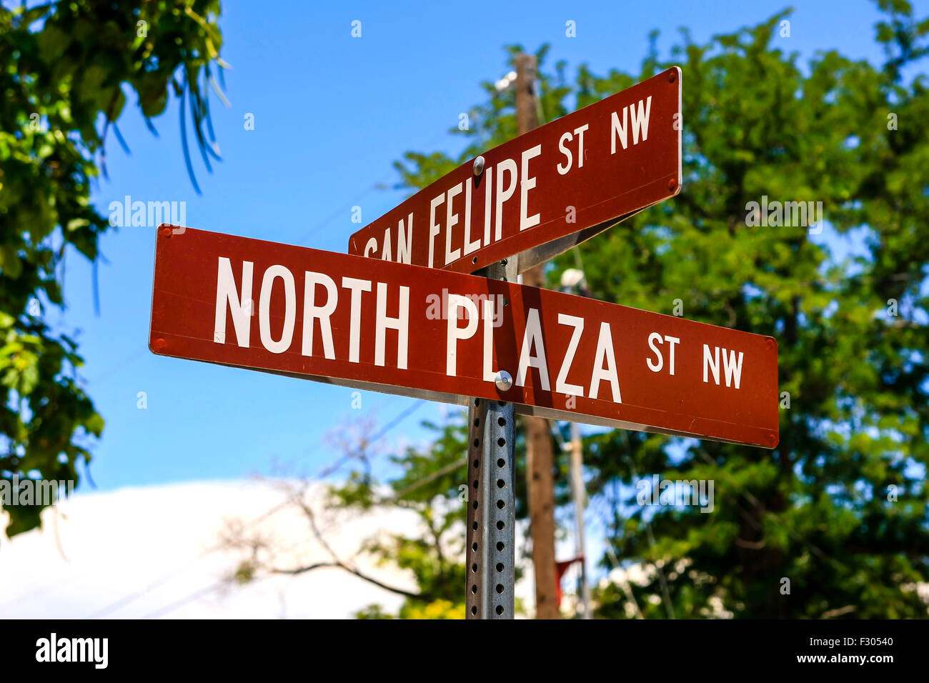 Intersection signpost North Plaza et San Felipe rues dans la vieille ville d'Albuquerque au Nouveau Mexique Banque D'Images