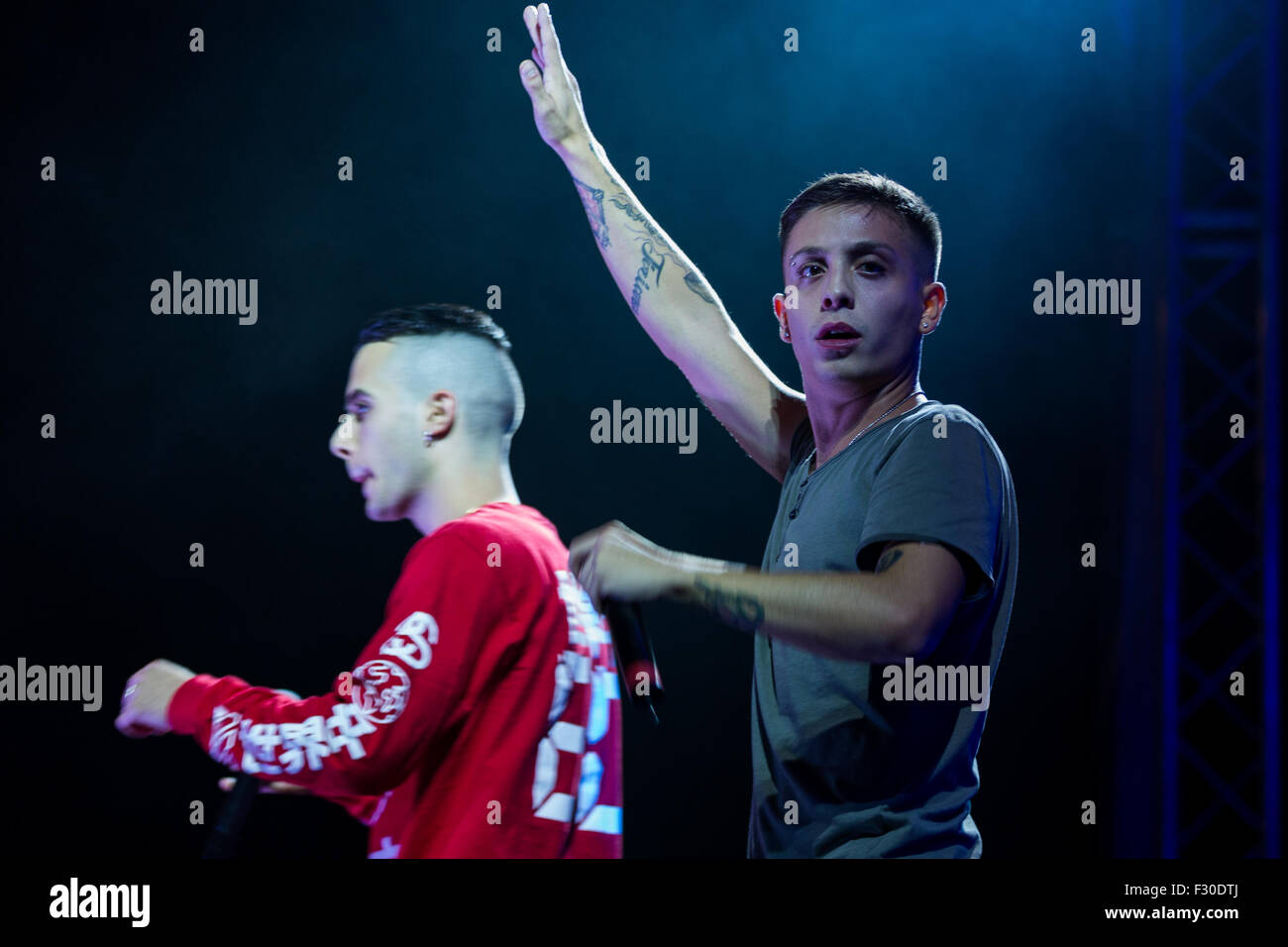 Nichelino, Italie. 26 Sep, 2015. Jaime, rappeur italien, il se produit au cours de la dernière nuit de Ritmika Free Music Festival en Nichelino. © Andrea Gattino/Pacific Press/Alamy Live News Banque D'Images