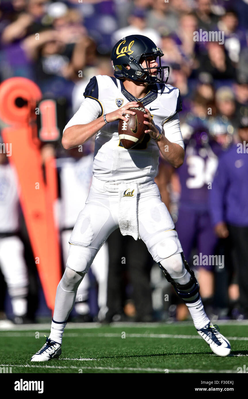 Le 26 septembre, 2015.California Golden Bears quarterback Jared Goff # 16 en action contre les Washington Huskies au Husky Stadium à Seattle, WA.Californie bat Washington 30 - 24.George Holland/Cal Sport Media Banque D'Images