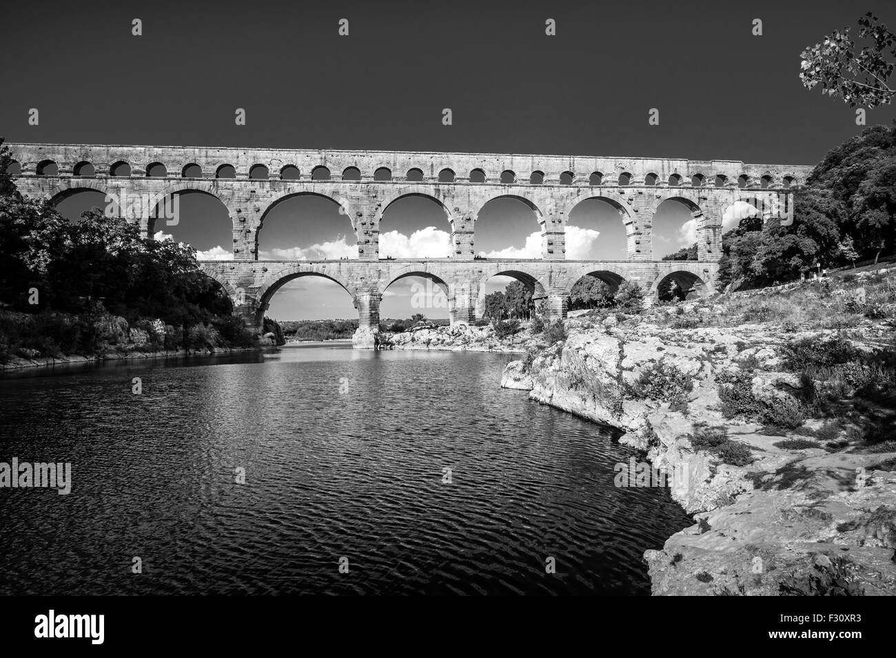 Pont du Gard, célèbre aqueduc romain dans le sud de la France près de Nîmes. Banque D'Images