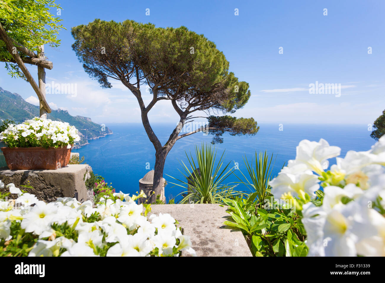 Ravello, vue panoramique de la Villa Rufolo, Côte d'Amalfi, Italie Banque D'Images