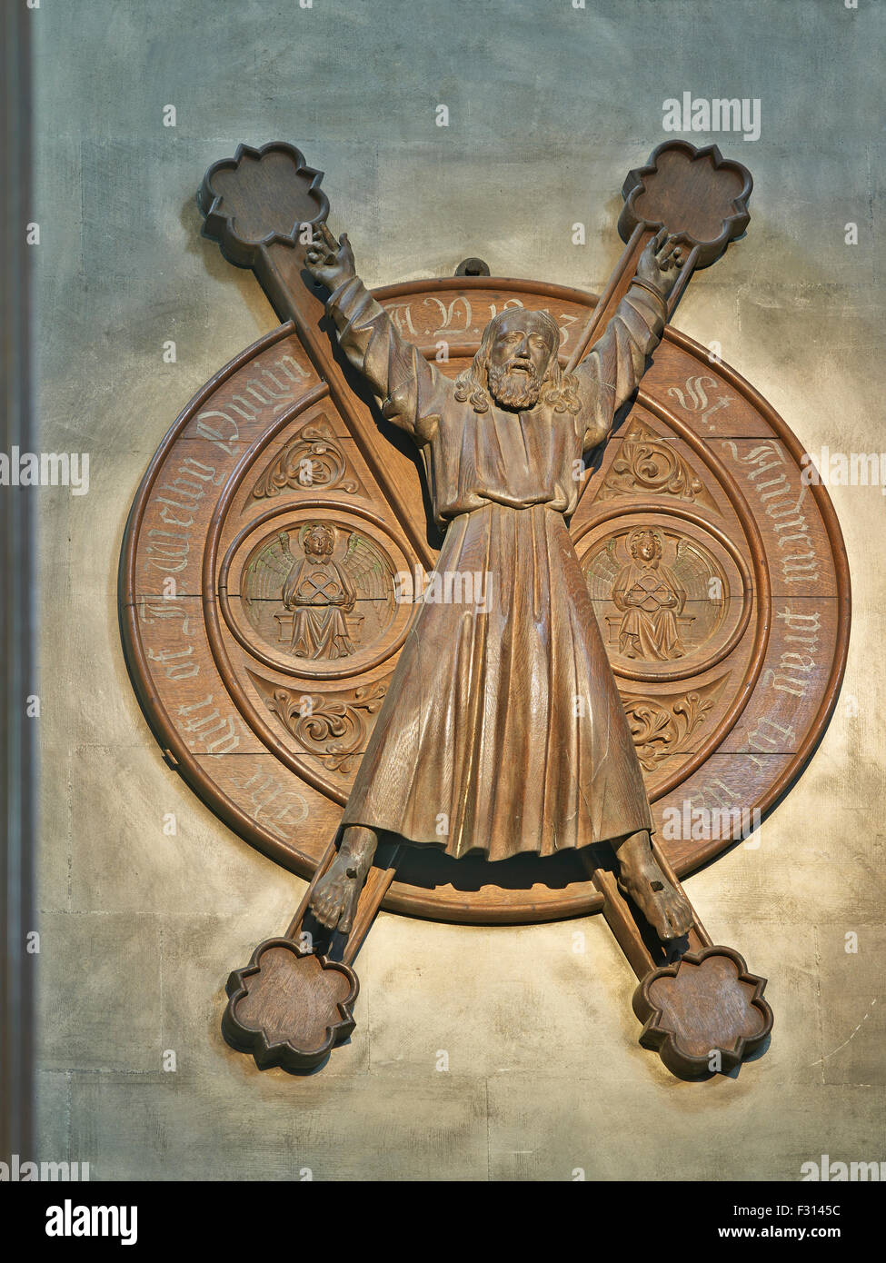 Panneau de bois avec la Crucifixion de saint André, Cambridge Banque D'Images
