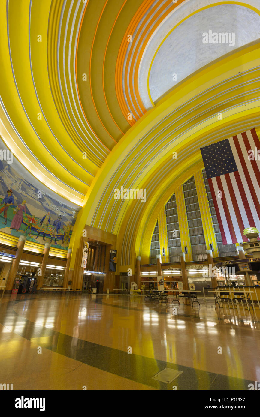 Rotonde art déco Cincinnati Museum Center UNION TERMINAL (© FELLHEIMER & WAGNER 1933) CINCINNATI OHIO USA Banque D'Images
