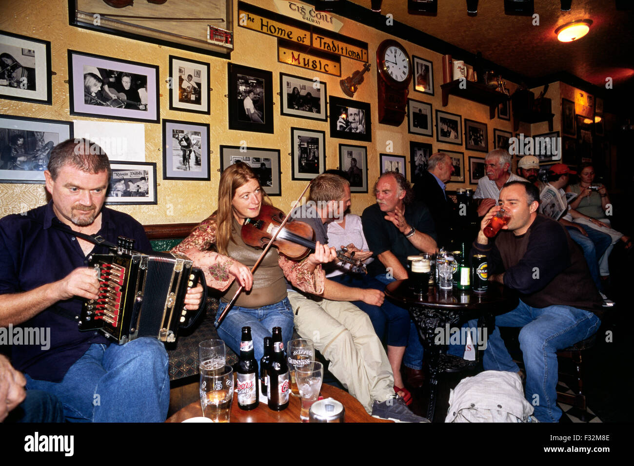 Irlande, Galway, pub TIG Coili Banque D'Images