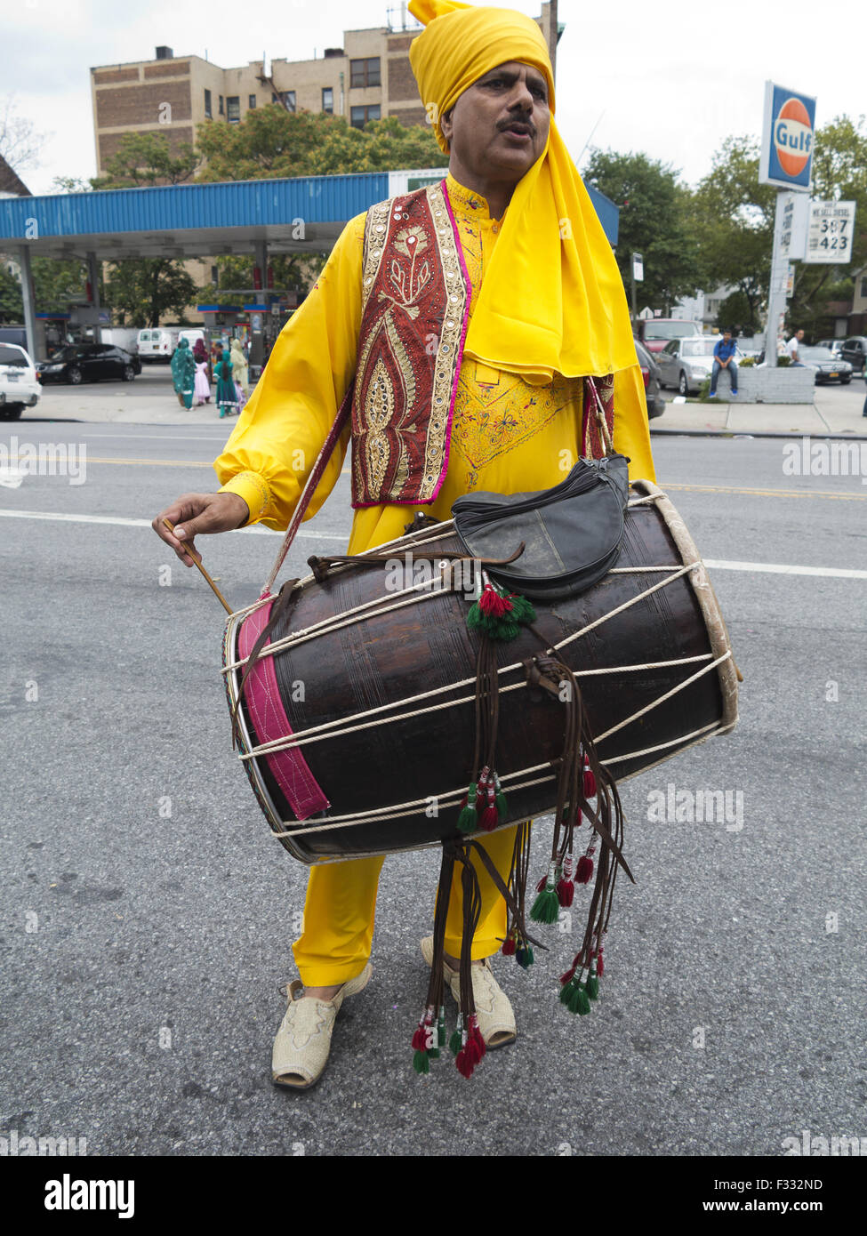 Le jour de l'indépendance du Pakistan et foire de rue festival à 'Little Pakistan' dans la section de Midwood Brooklyn, NY, 2013. Banque D'Images