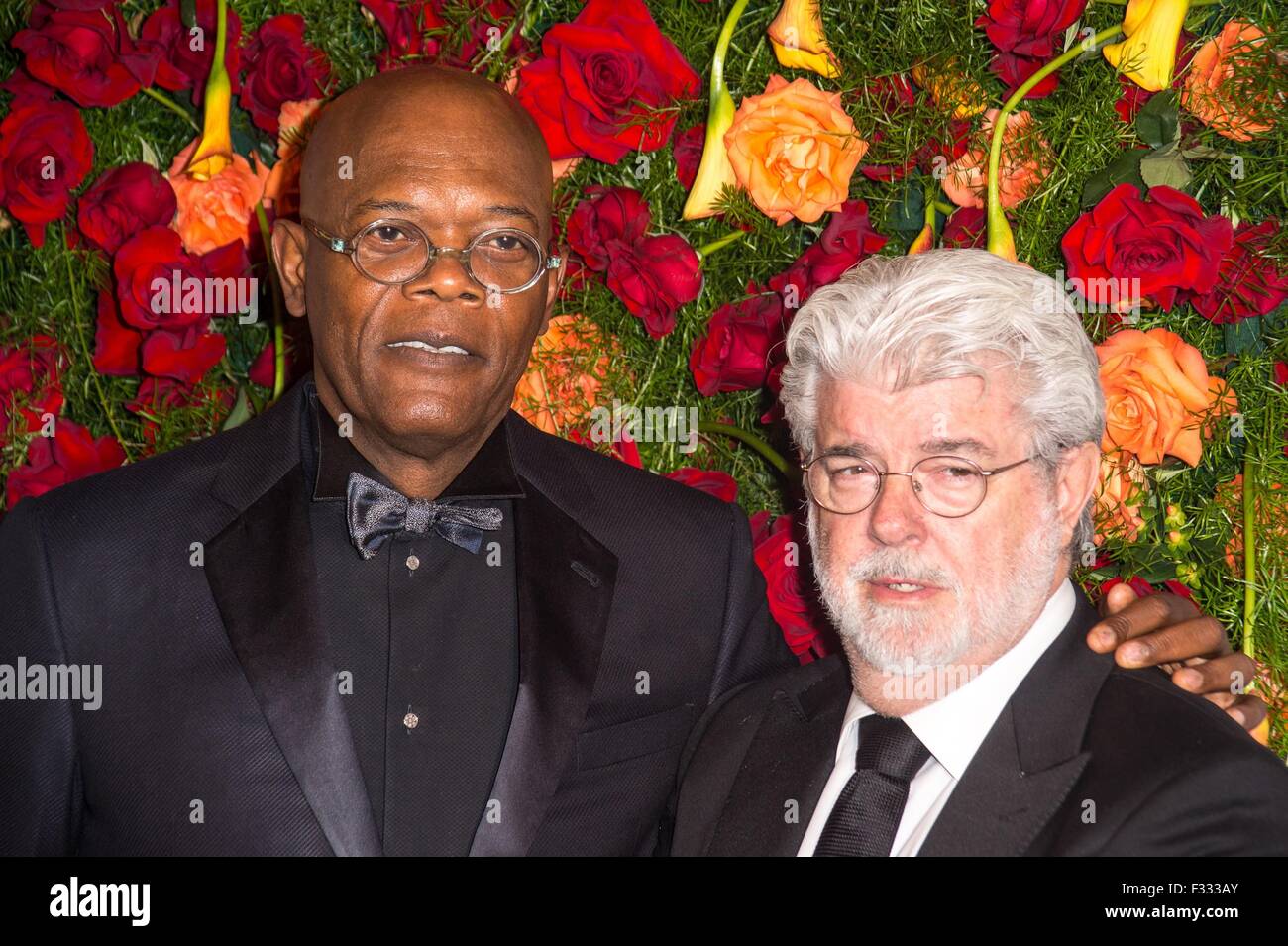 New York, NY, USA. 28 Sep, 2015. Samuel L. Jackson, George Lucas aux arrivées pour American Theatre Wing 2015 Gala annuel, l'hôtel Plaza, New York, NY Le 28 septembre 2015. Crédit : Steven Ferdman/Everett Collection/Alamy Live News Banque D'Images
